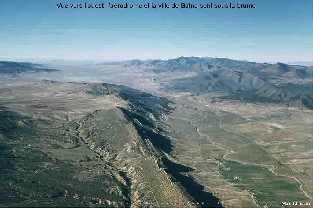 129-AERODROMES-ET-BASES-1945-1962-1-BATNA BA 143 (12).jpg